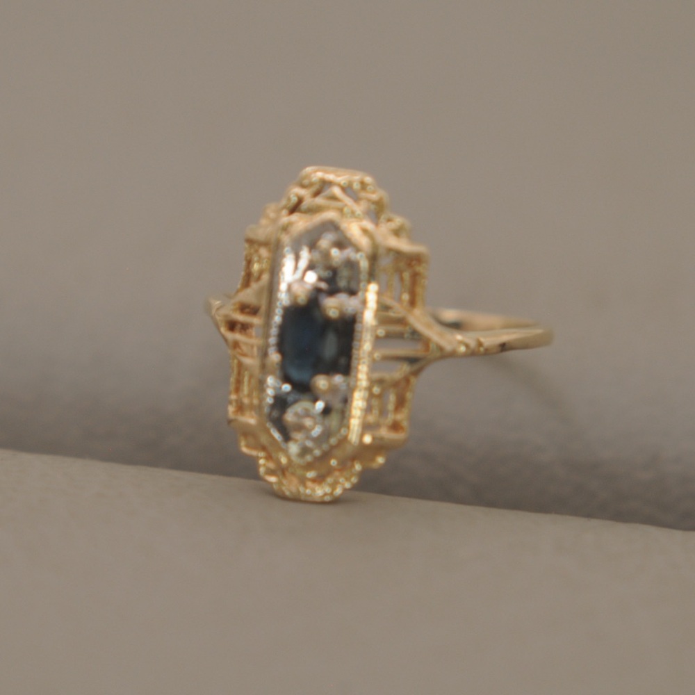 sapphire& diamonds with platinum accent 10k yellow gold ring - Picture 7 of 11